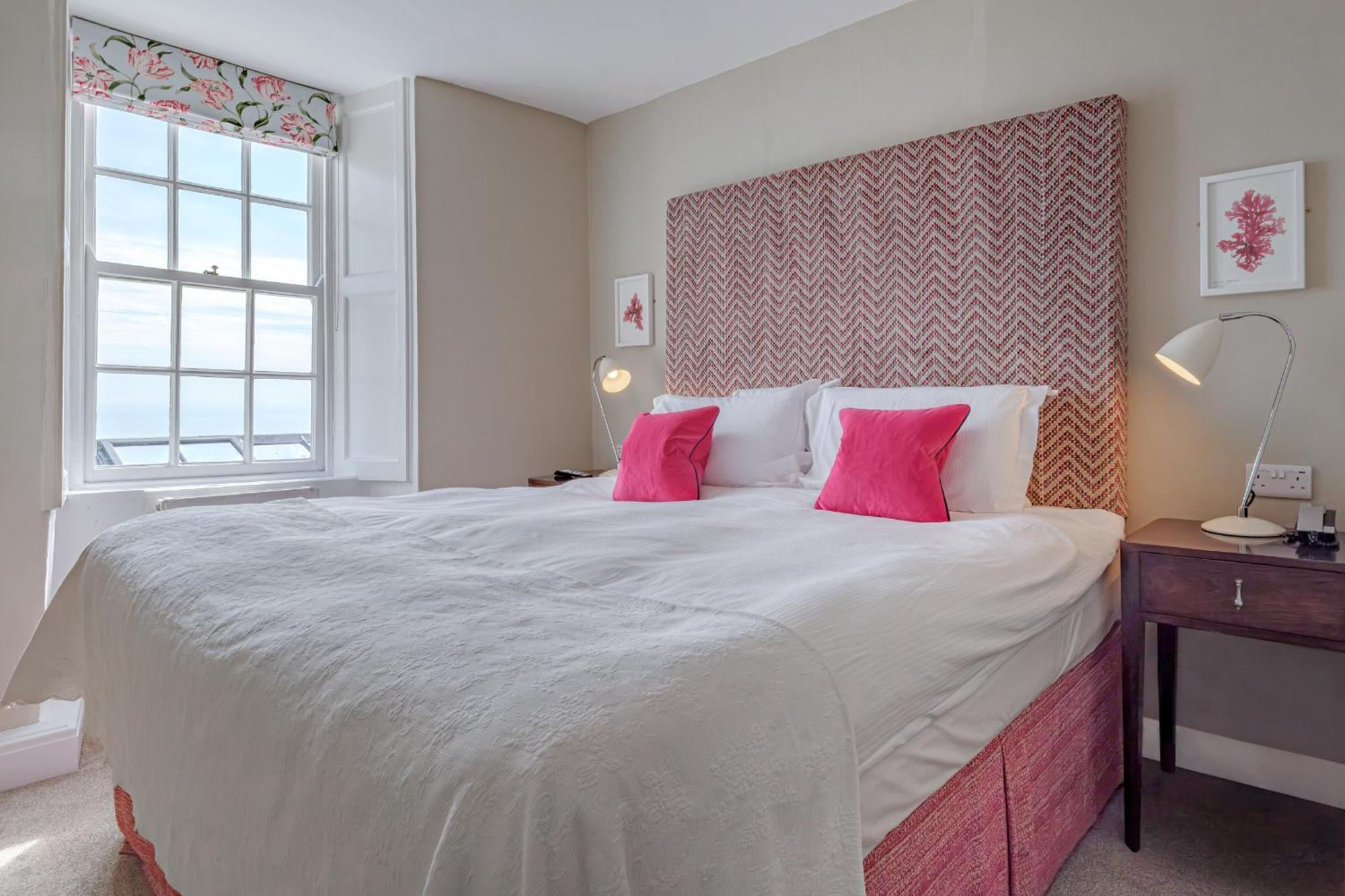 Alexandra Hotel & Restaurant Lyme Regis Bagian luar foto