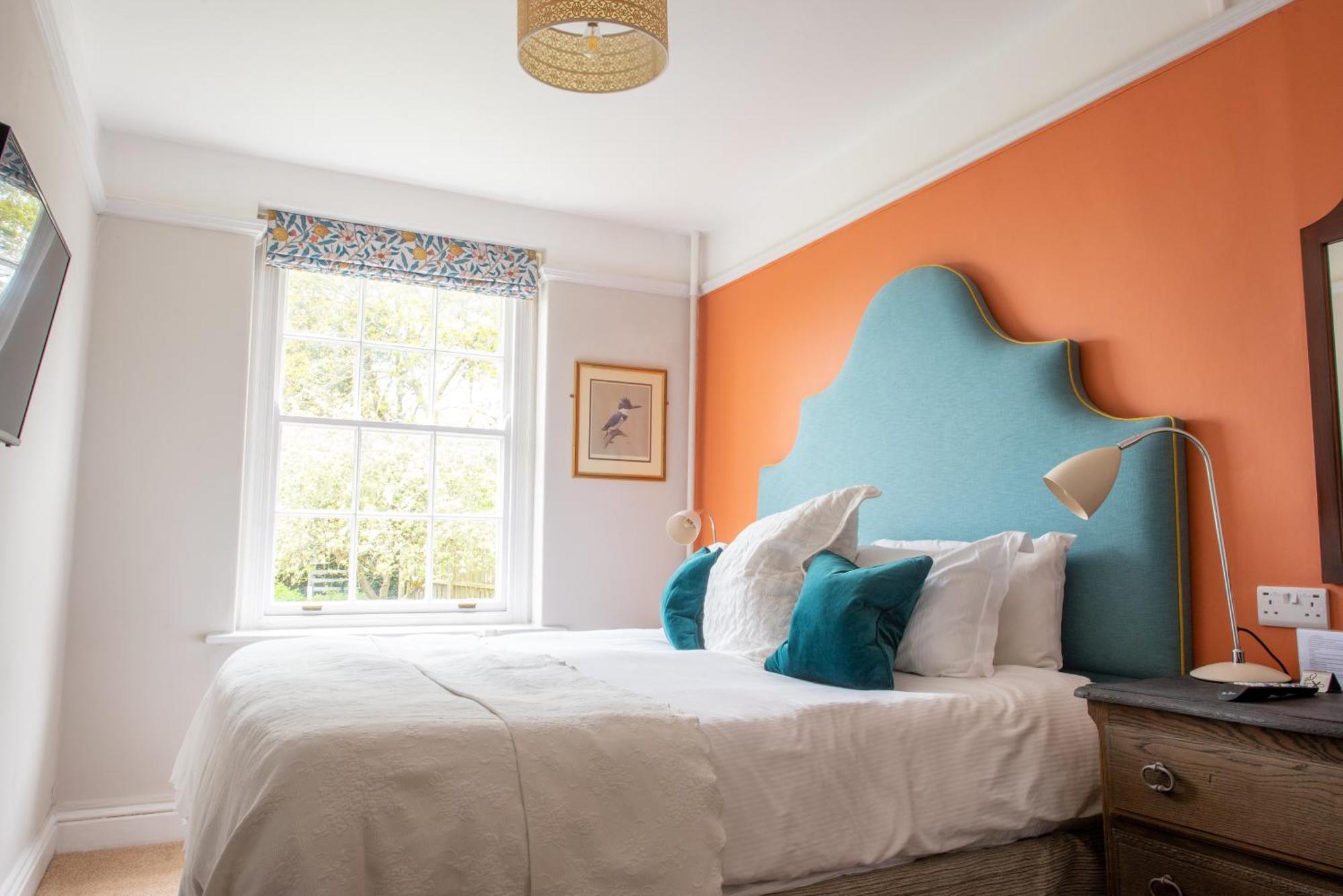 Alexandra Hotel & Restaurant Lyme Regis Bagian luar foto