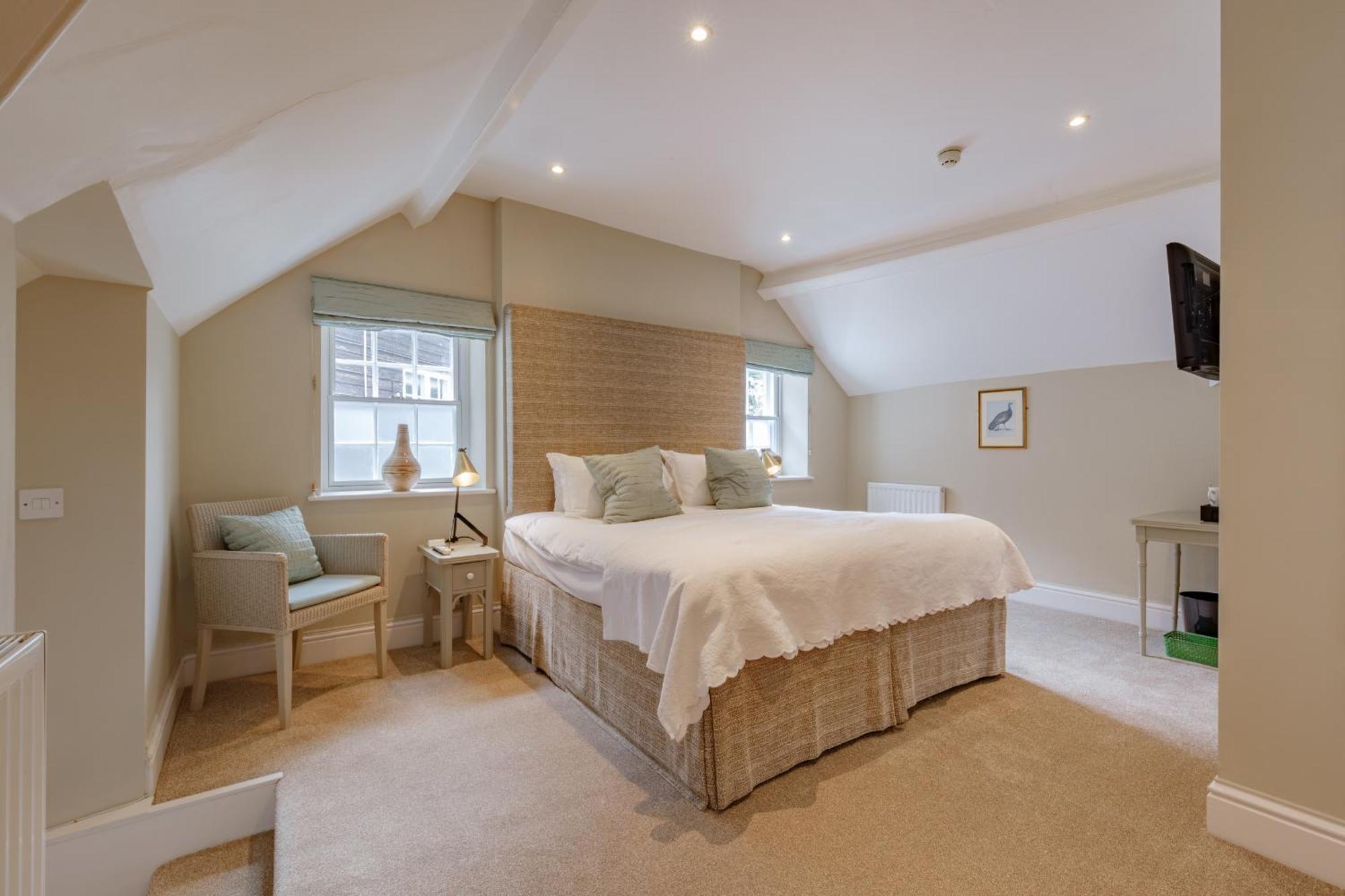 Alexandra Hotel & Restaurant Lyme Regis Bagian luar foto