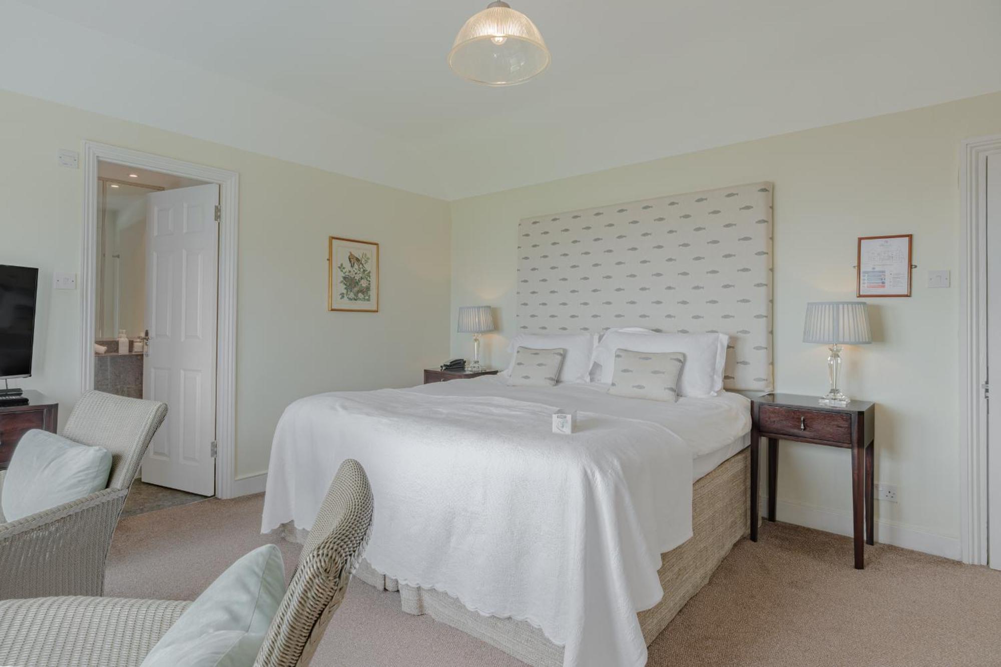 Alexandra Hotel & Restaurant Lyme Regis Bagian luar foto