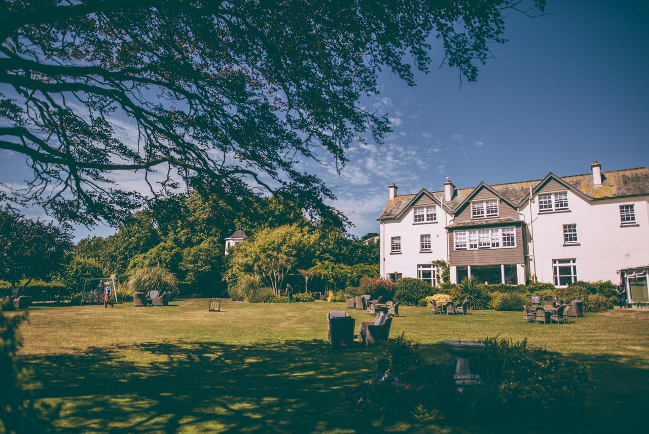 Alexandra Hotel & Restaurant Lyme Regis Bagian luar foto