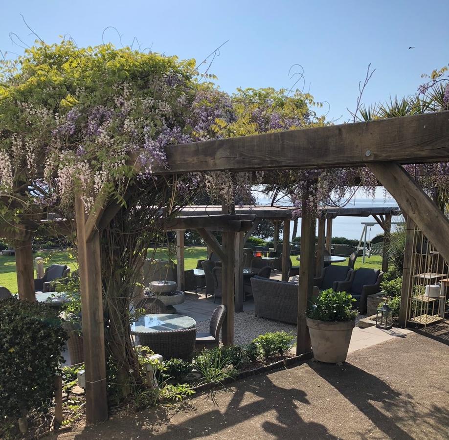 Alexandra Hotel & Restaurant Lyme Regis Bagian luar foto