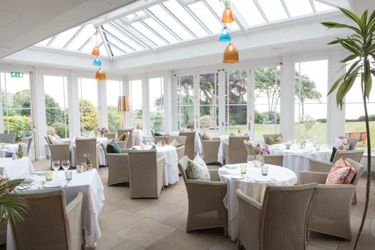 Alexandra Hotel & Restaurant Lyme Regis Bagian luar foto