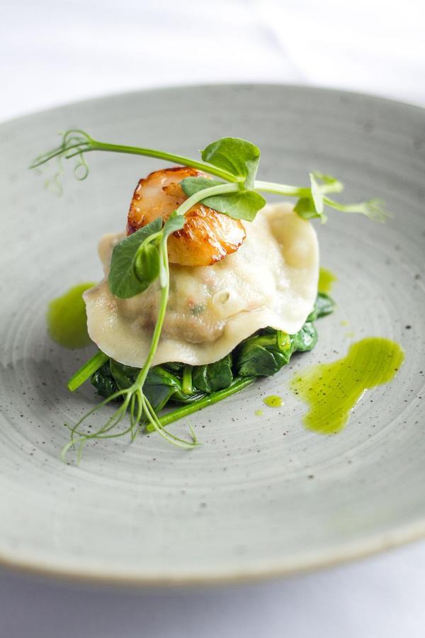 Alexandra Hotel & Restaurant Lyme Regis Bagian luar foto