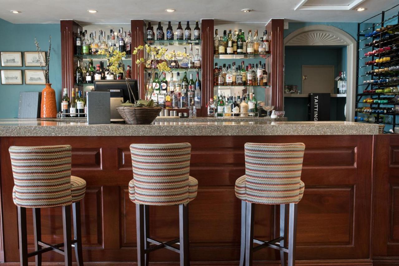 Alexandra Hotel & Restaurant Lyme Regis Bagian luar foto